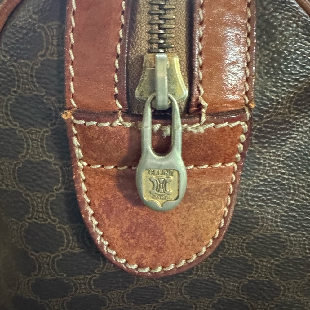 Celine Boston Bag with Structured Design and Leather Accents - Picture 6 of 16